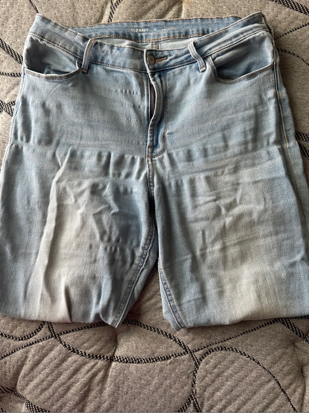 Old Navy women’s Light Blue Denim Jeans